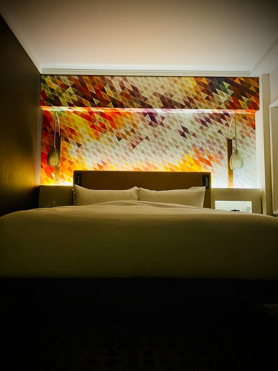 Room Detail